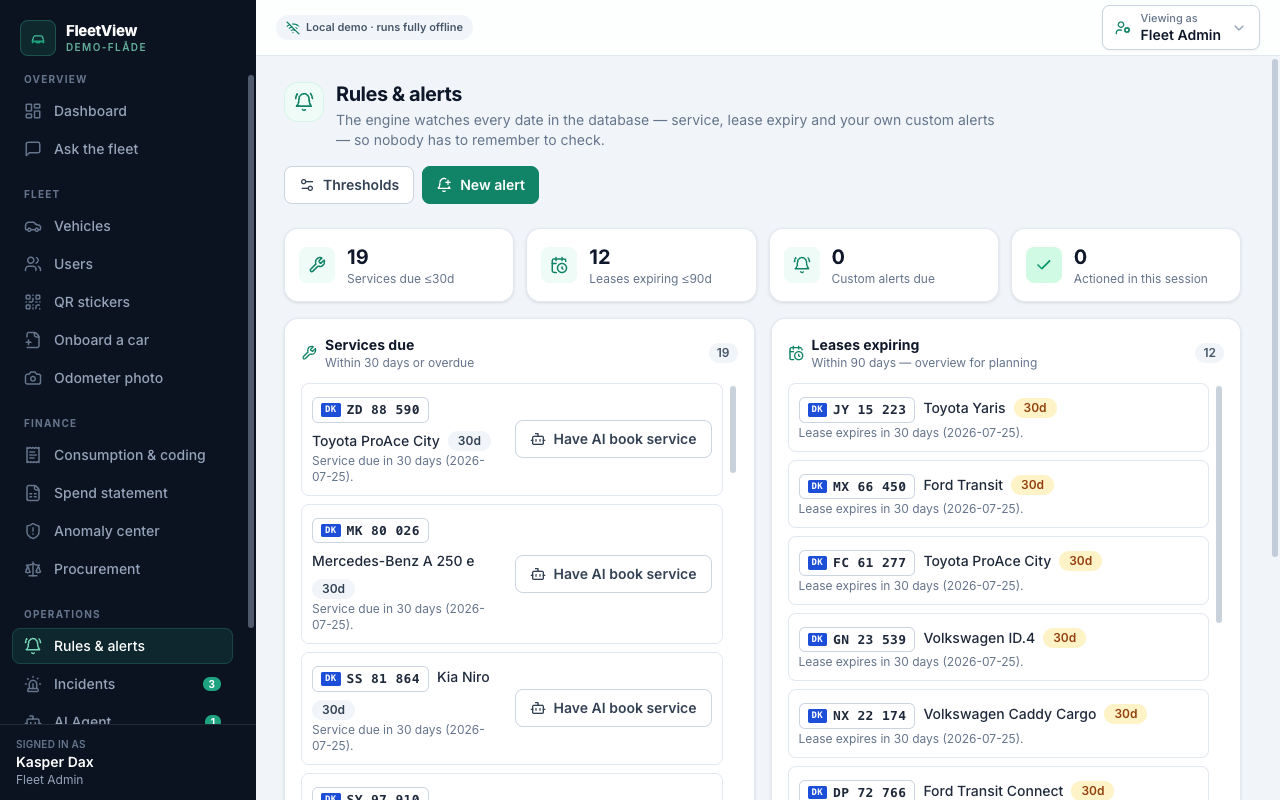 Rules & alerts: service- og leasingalarmer pr. bil med knappen Have AI book service